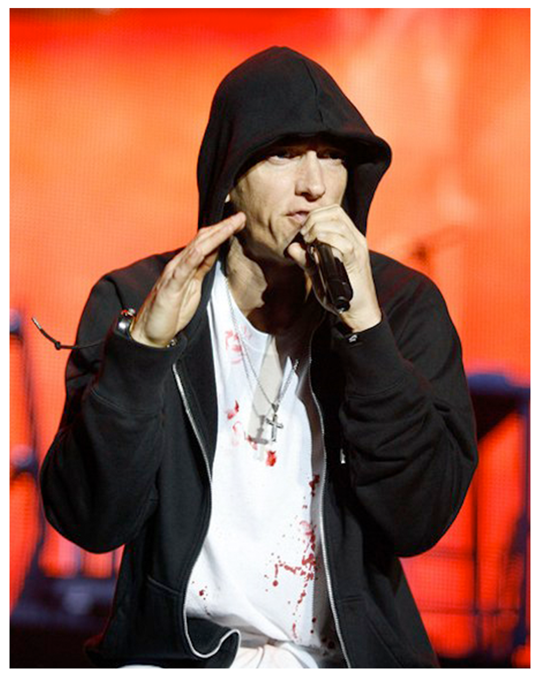 Eminem performing at the 2009 Voodoo Experience festival, photo by Sean Gardner