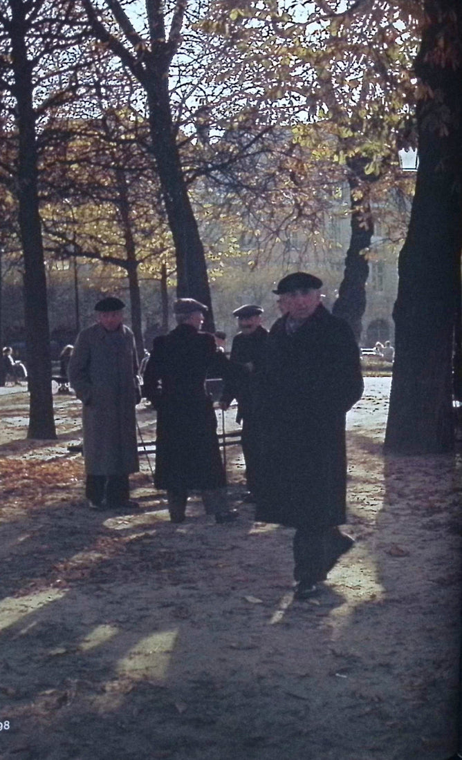Kimura Ihei in Paris, 1954.